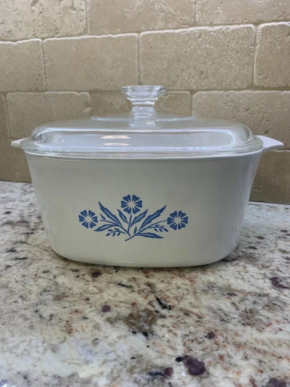 Vintage Corning Ware Blue Cornflower 3 QT. w/ lid A-3-B